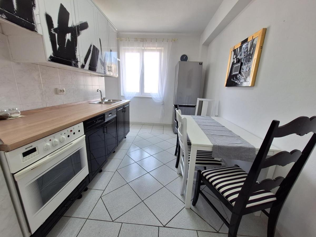 Two Bedroom Apartment Alma Задар Экстерьер фото